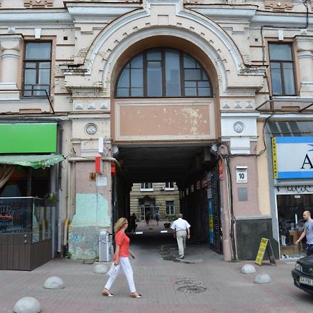 Хостел Крещатик Киев Экстерьер фото